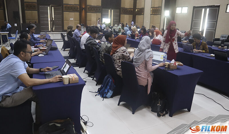 Filkom Ub Menjadi Tuan Rumah Semnas Dan Workshop Kurikulum Obe