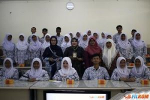 Kunjungan SMA Negeri 4 Padang ke FILKOM UB