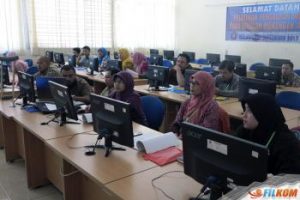 Dosen FILKOM Gelar Pelatihan Penerapan Dasbor E-Learning Bagi Guru SMA dan SMK