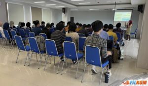 FILKOM ADAKAN Workshop Praktis Tentang Penulisan Artikel Ilmiah Berkualitas Untuk Publikasi Jurnal Internasional