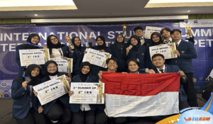 Kolaborasi Mahasiswa FILKOM Dan FTP UB Raih Penghargaan Lomba Internasional di Malaysia