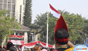 FILKOM UB Meriahkan Parade HUT RI ke-81, Dua Tenaga Kependidikan Raih Satyalancana Karya Satya